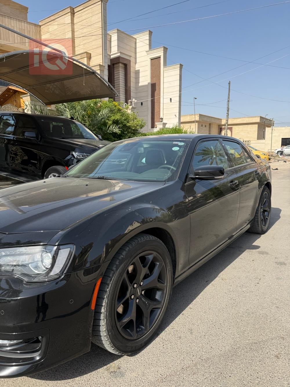 كرايسلر 300